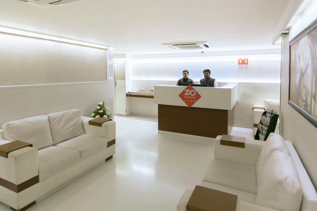 樱桃树翠波酒店 印多尔 外观 照片